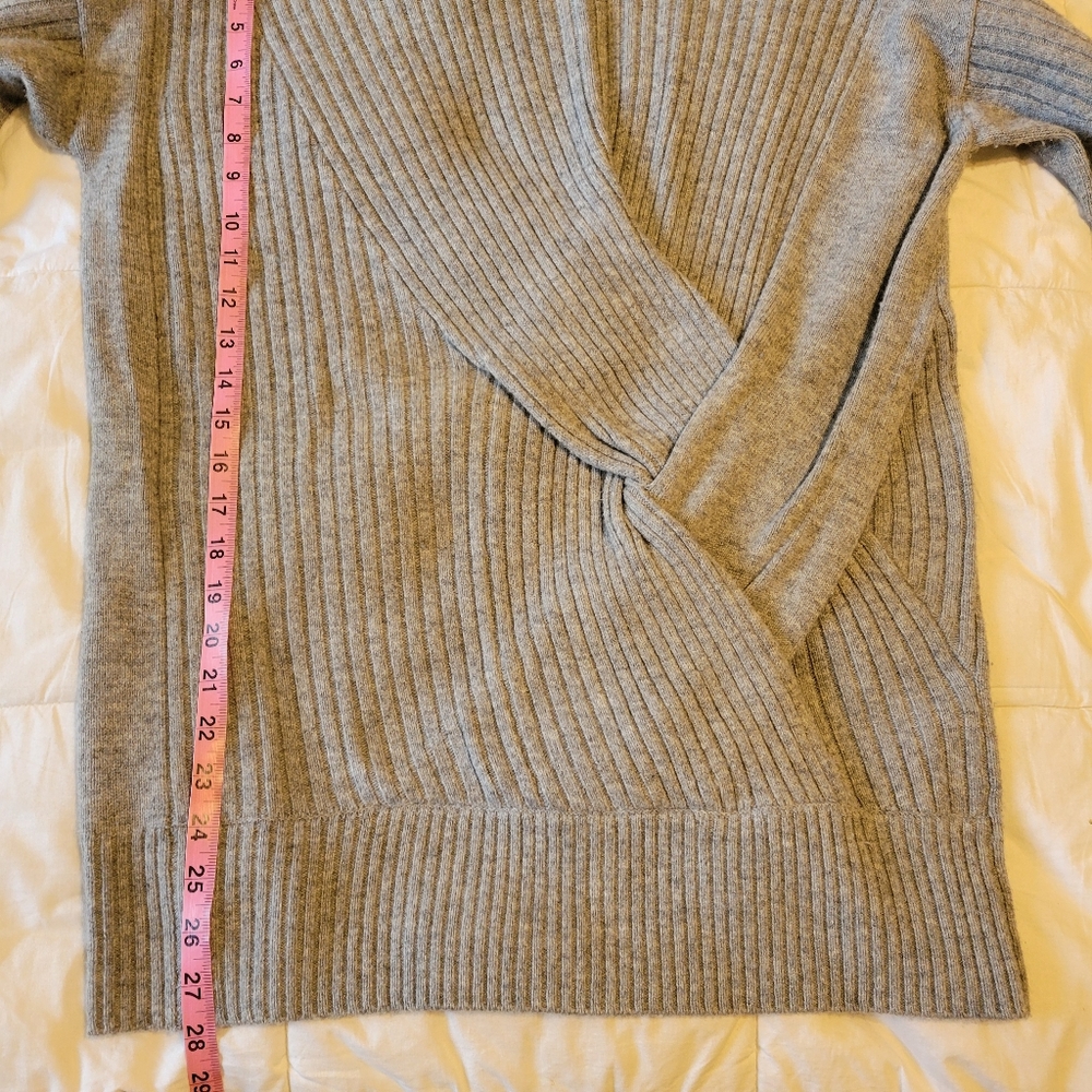 Rag & Bone women's gray Wool Dale Merino long-sleeved Sweater size medium - Picture 6 of 16